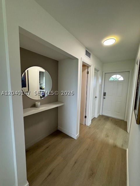 HOLLYBROOK GOLF AND - Residential