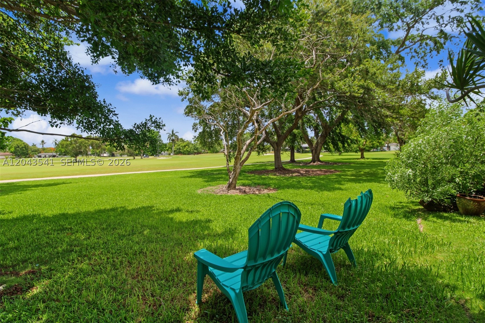 PALMETTO COUNTRY CLUB EST - Residential