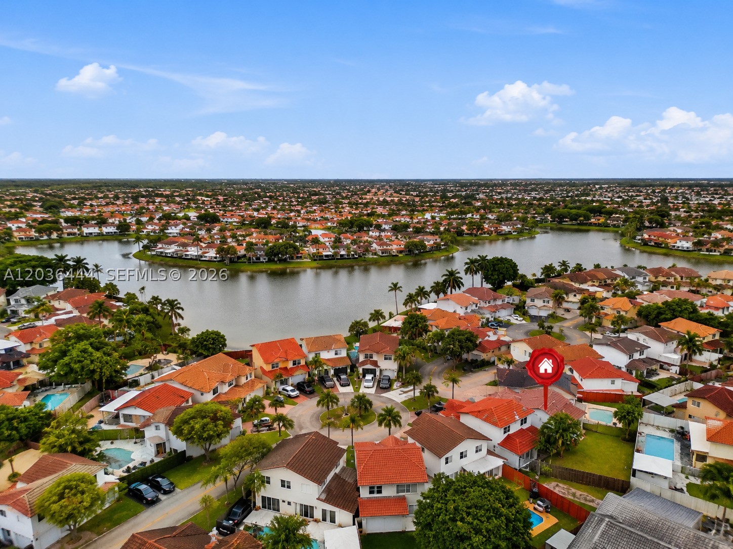 TAMIAMI LAKES SEC 5 - Residential