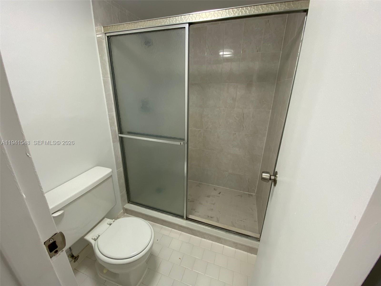 HERITAGE CIRCLE CONDO - Residential