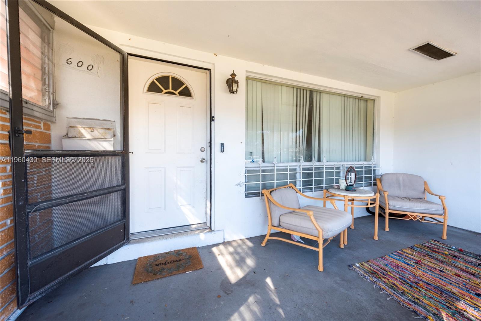 LAKESIDE ESTATES - Residential