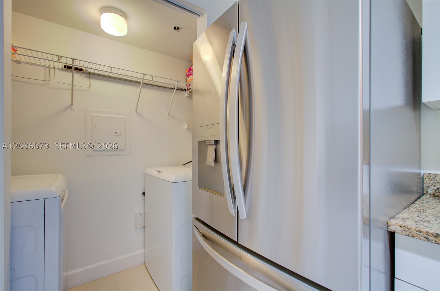CARRINGTON AT COCONUT CRE - Residential Lease
