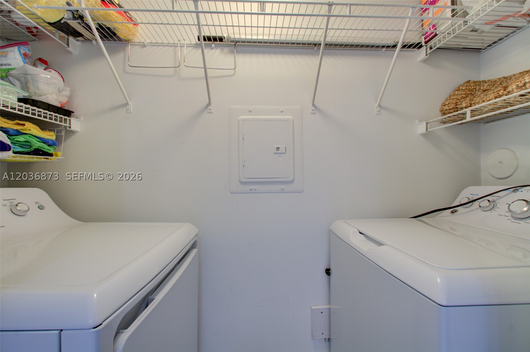CARRINGTON AT COCONUT CRE - Residential Lease