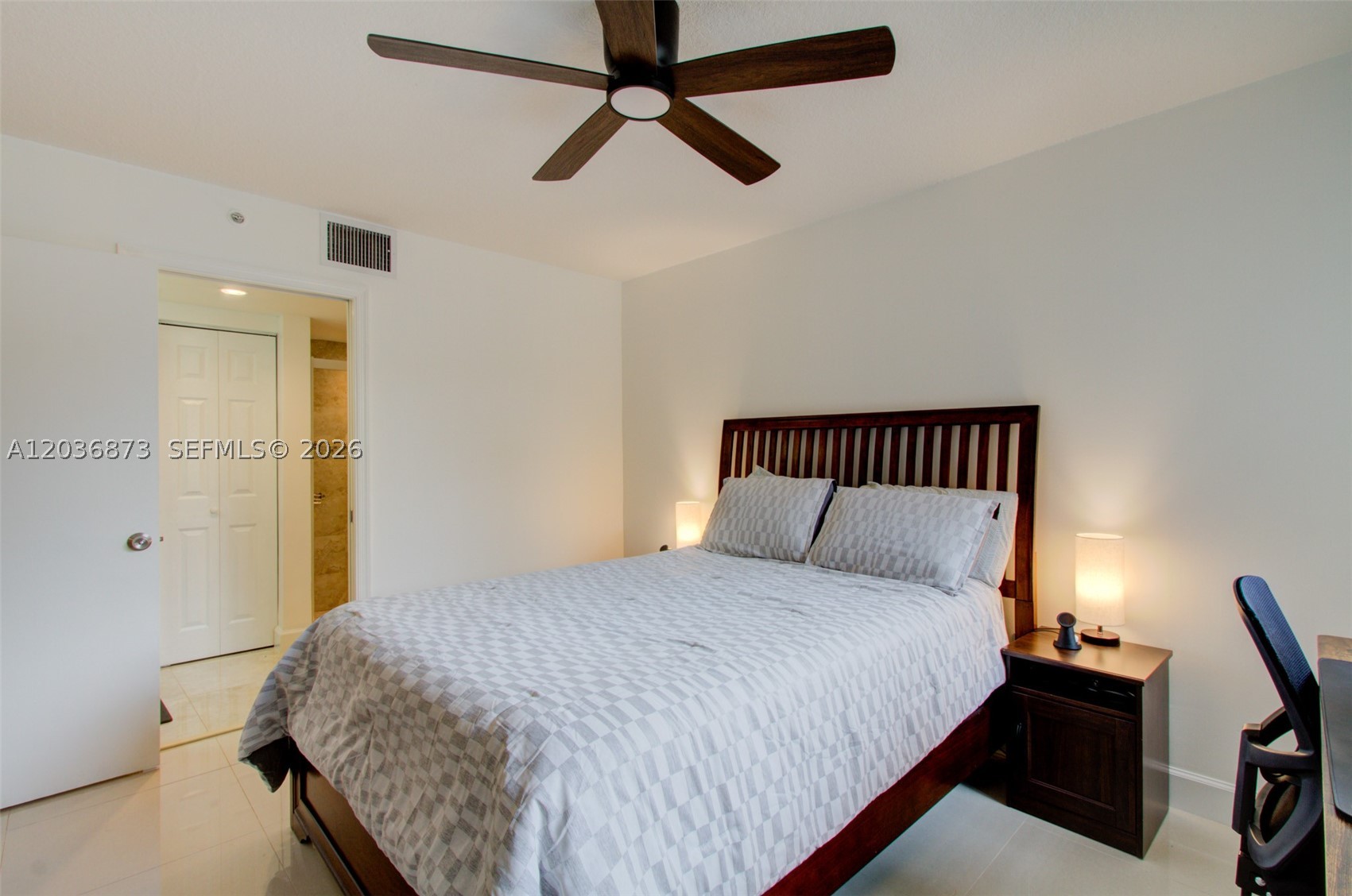 CARRINGTON AT COCONUT CRE - Residential Lease