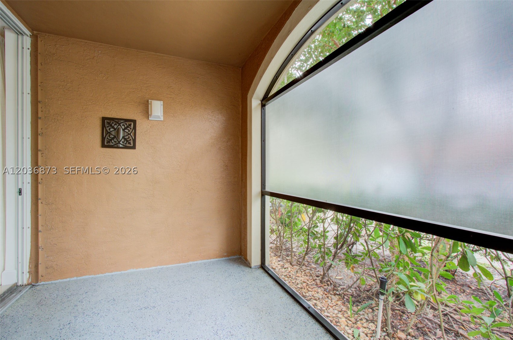 CARRINGTON AT COCONUT CRE - Residential Lease