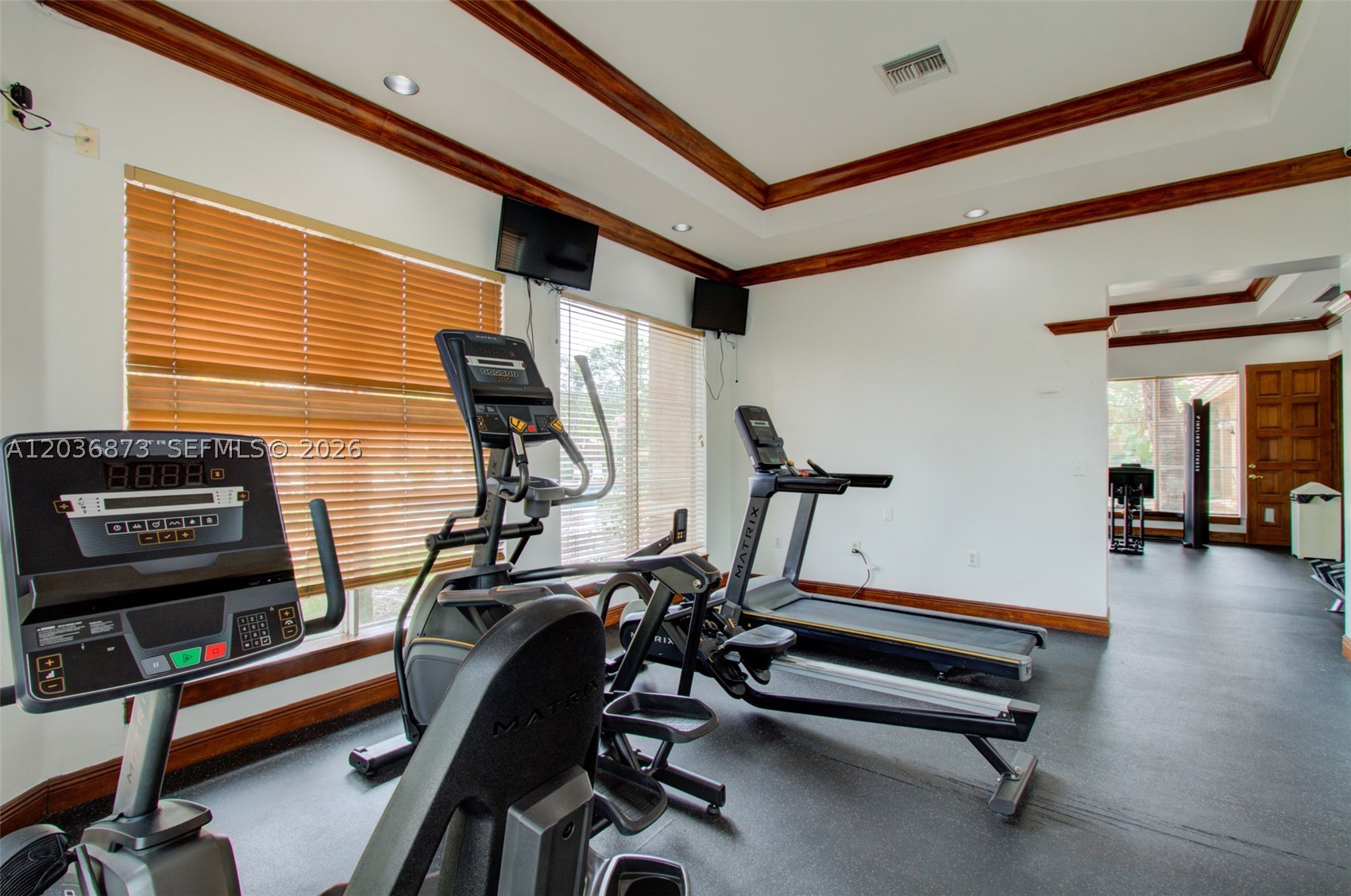CARRINGTON AT COCONUT CRE - Residential Lease