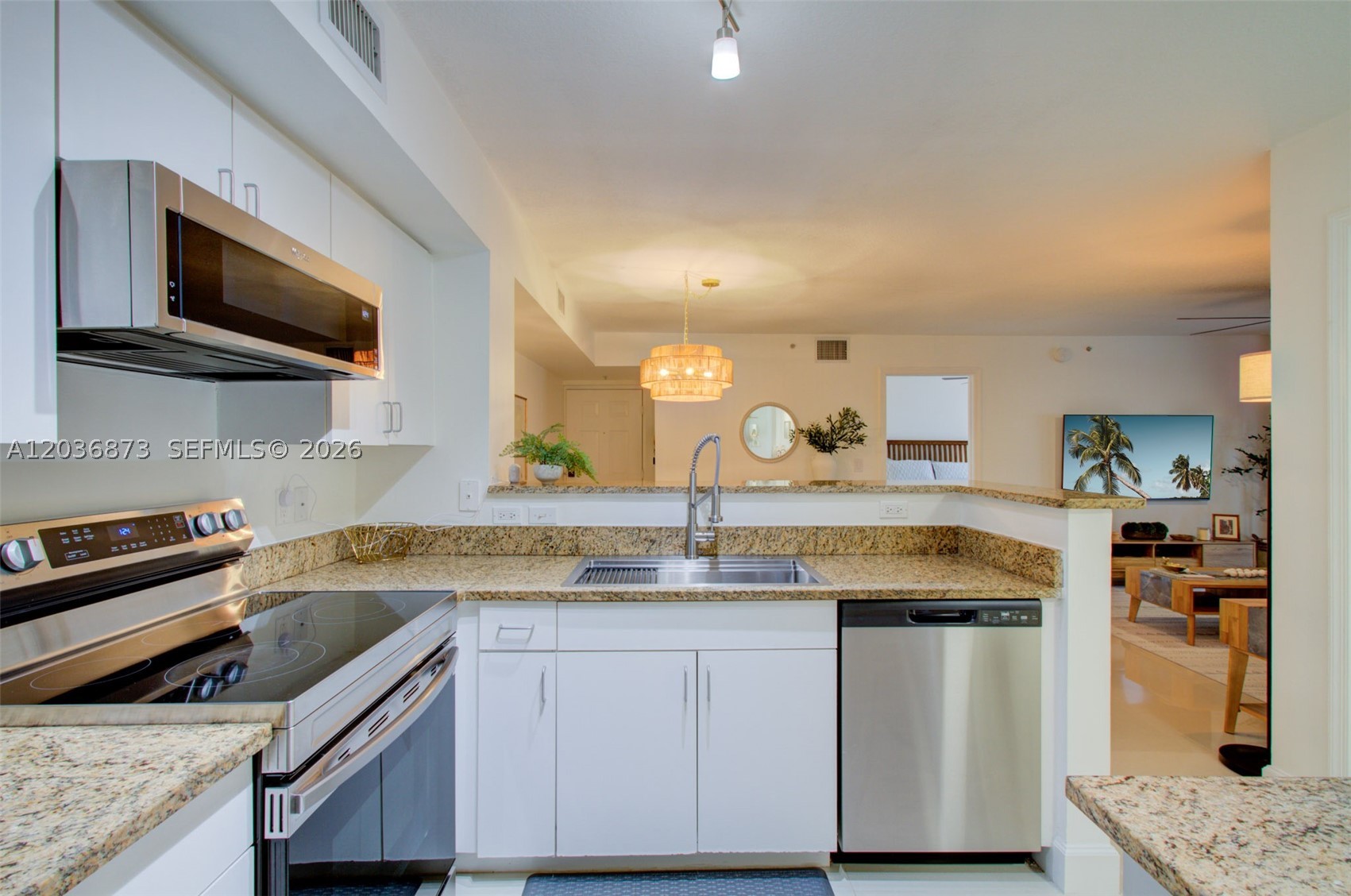 CARRINGTON AT COCONUT CRE - Residential Lease
