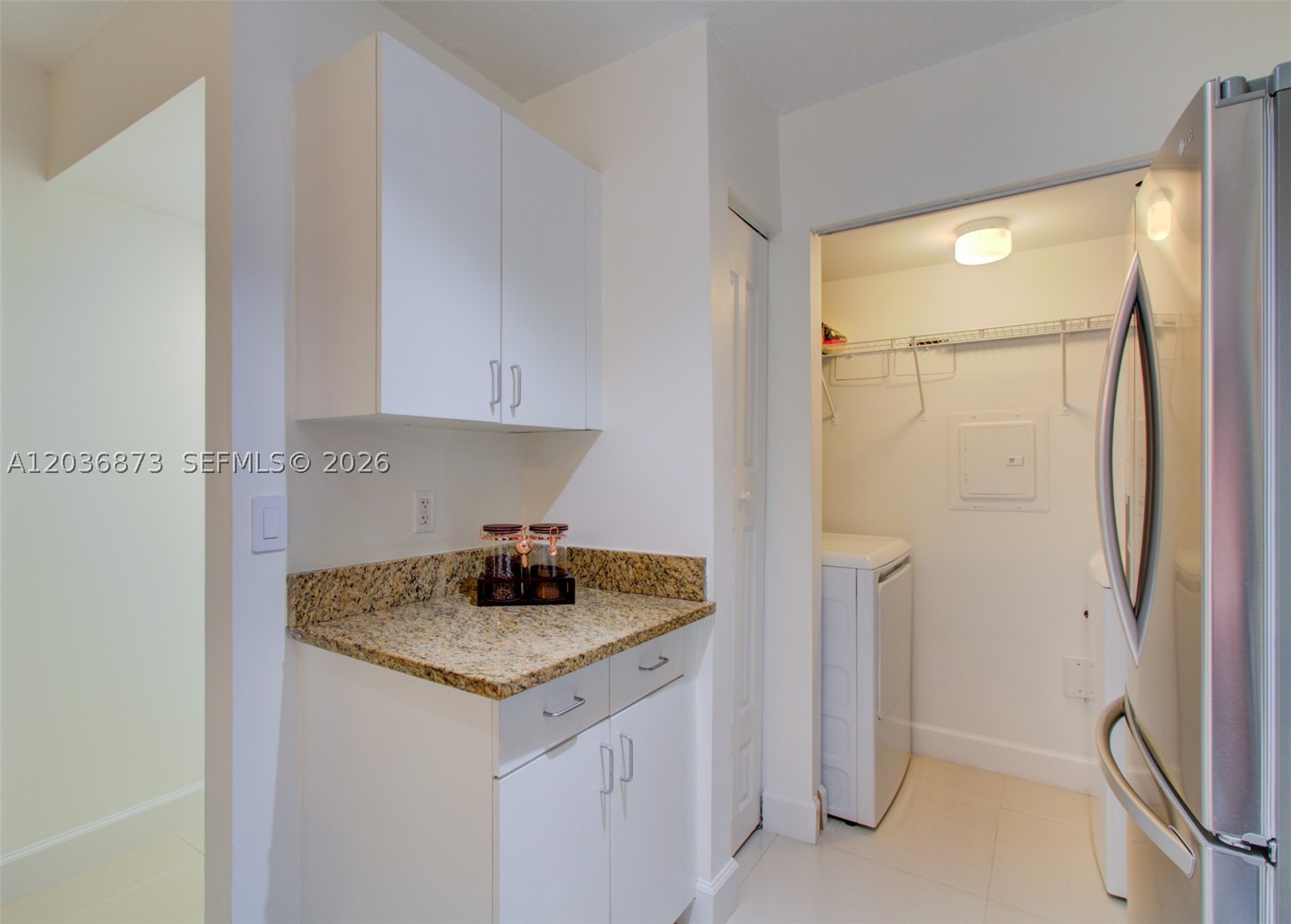 CARRINGTON AT COCONUT CRE - Residential Lease