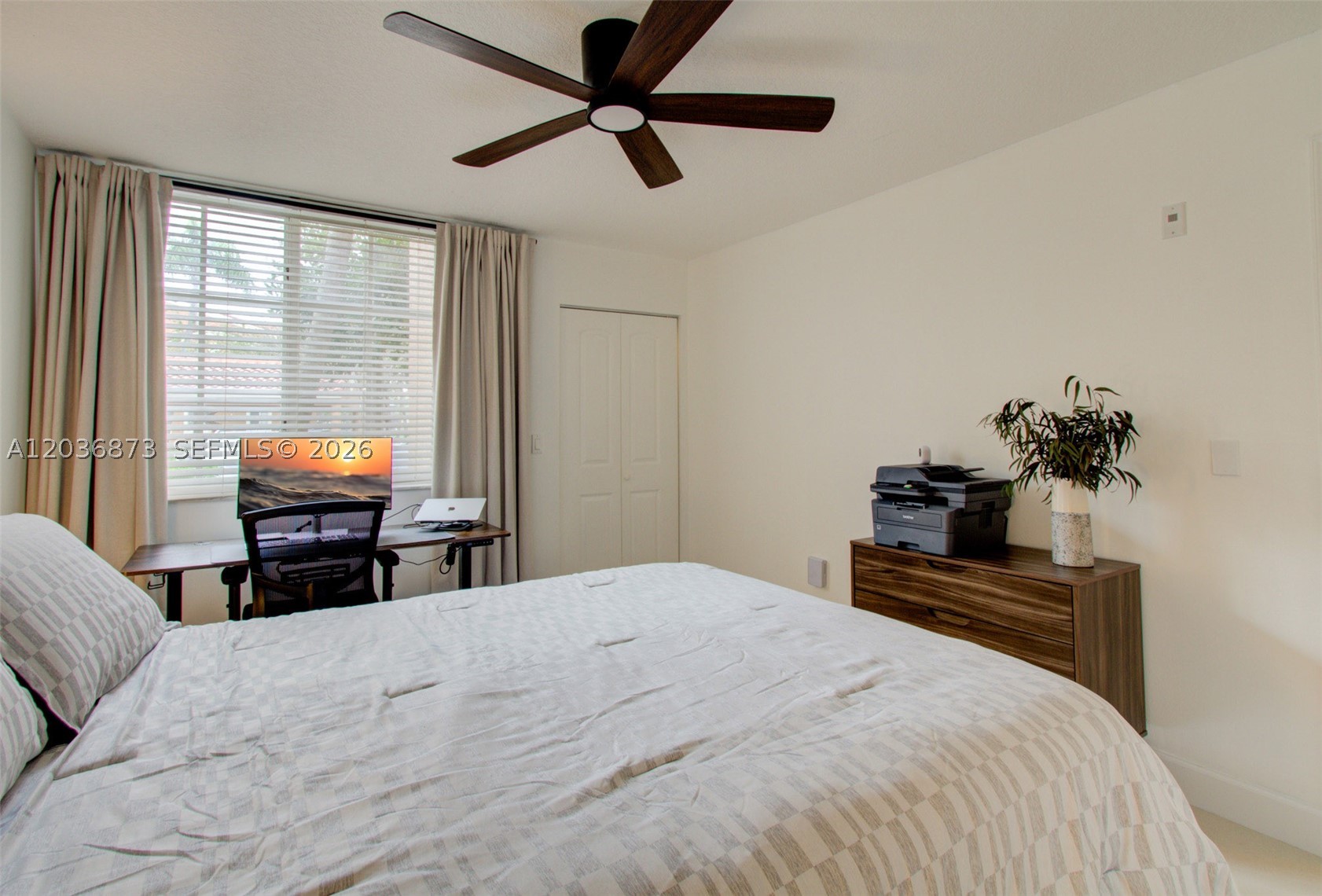 CARRINGTON AT COCONUT CRE - Residential Lease
