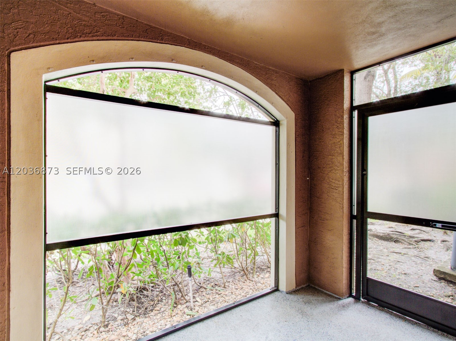 CARRINGTON AT COCONUT CRE - Residential Lease