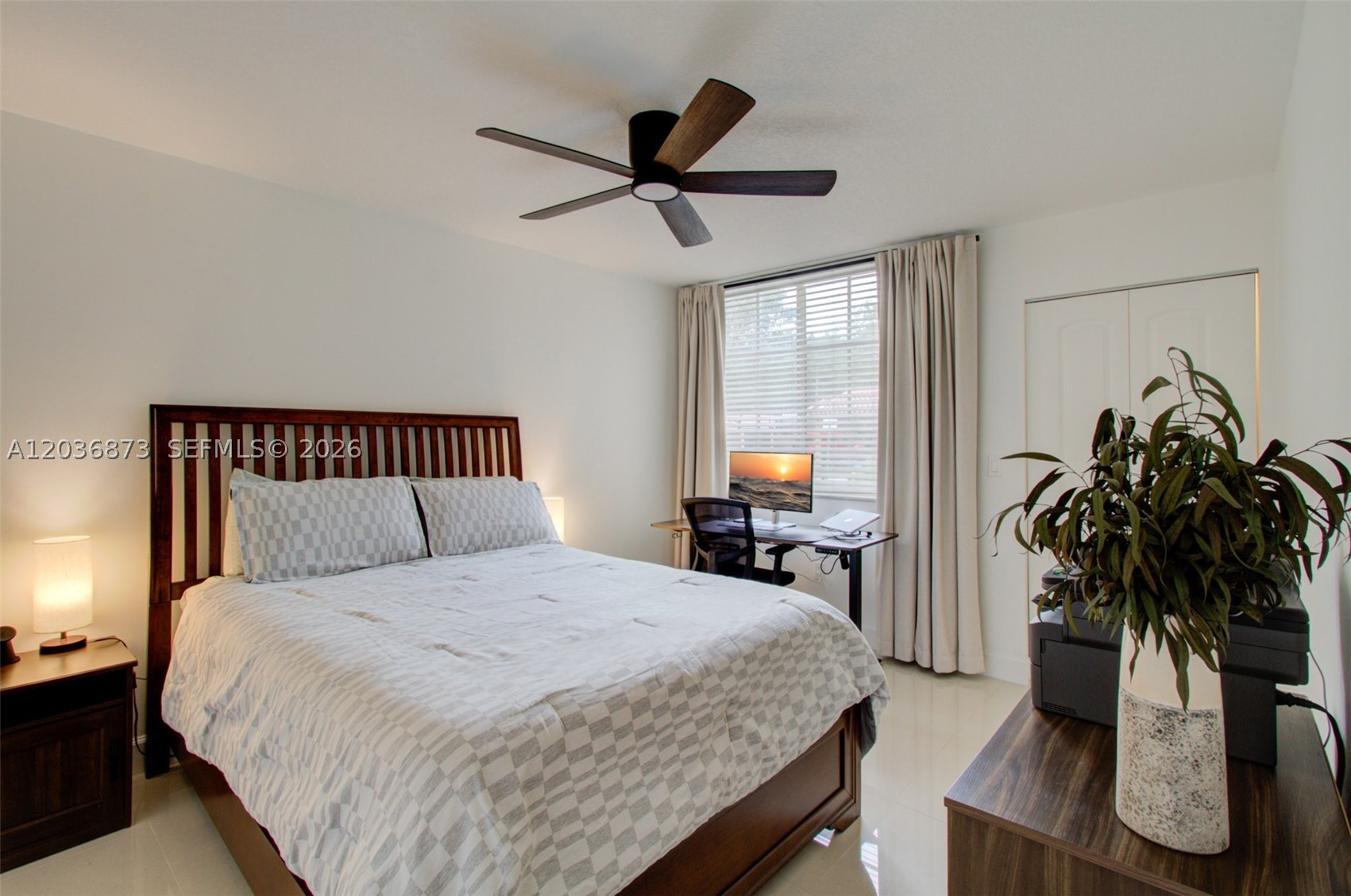 CARRINGTON AT COCONUT CRE - Residential Lease