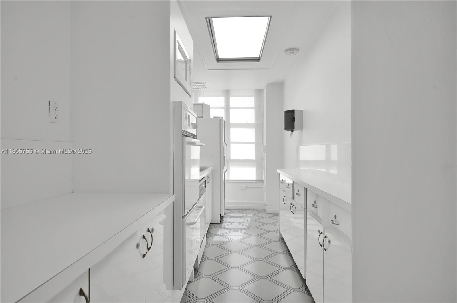 FIFTY SIX-SIXTY COLLINS A - Residential