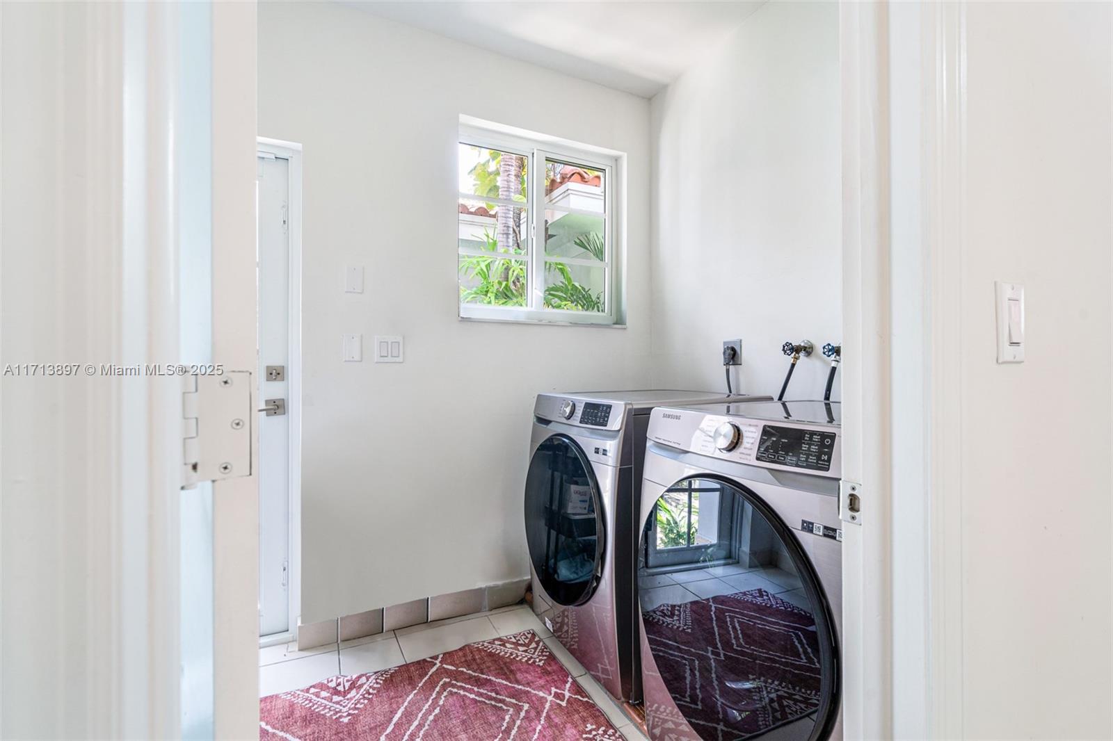 CORAL GABLES SEC C - Residential