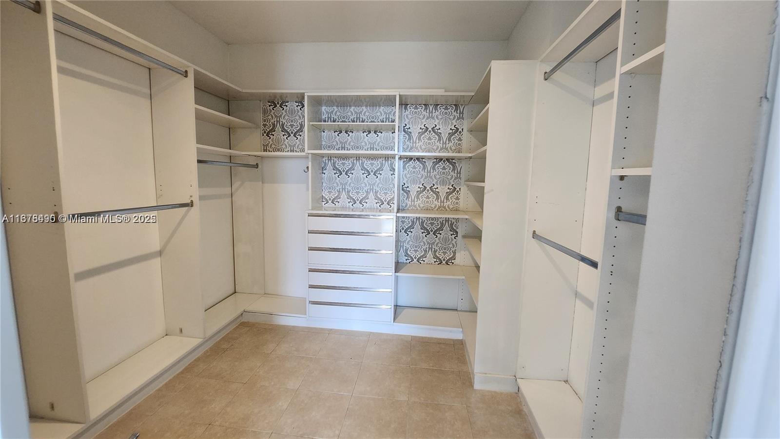 OCEANVIEW PARK CONDO - Residential