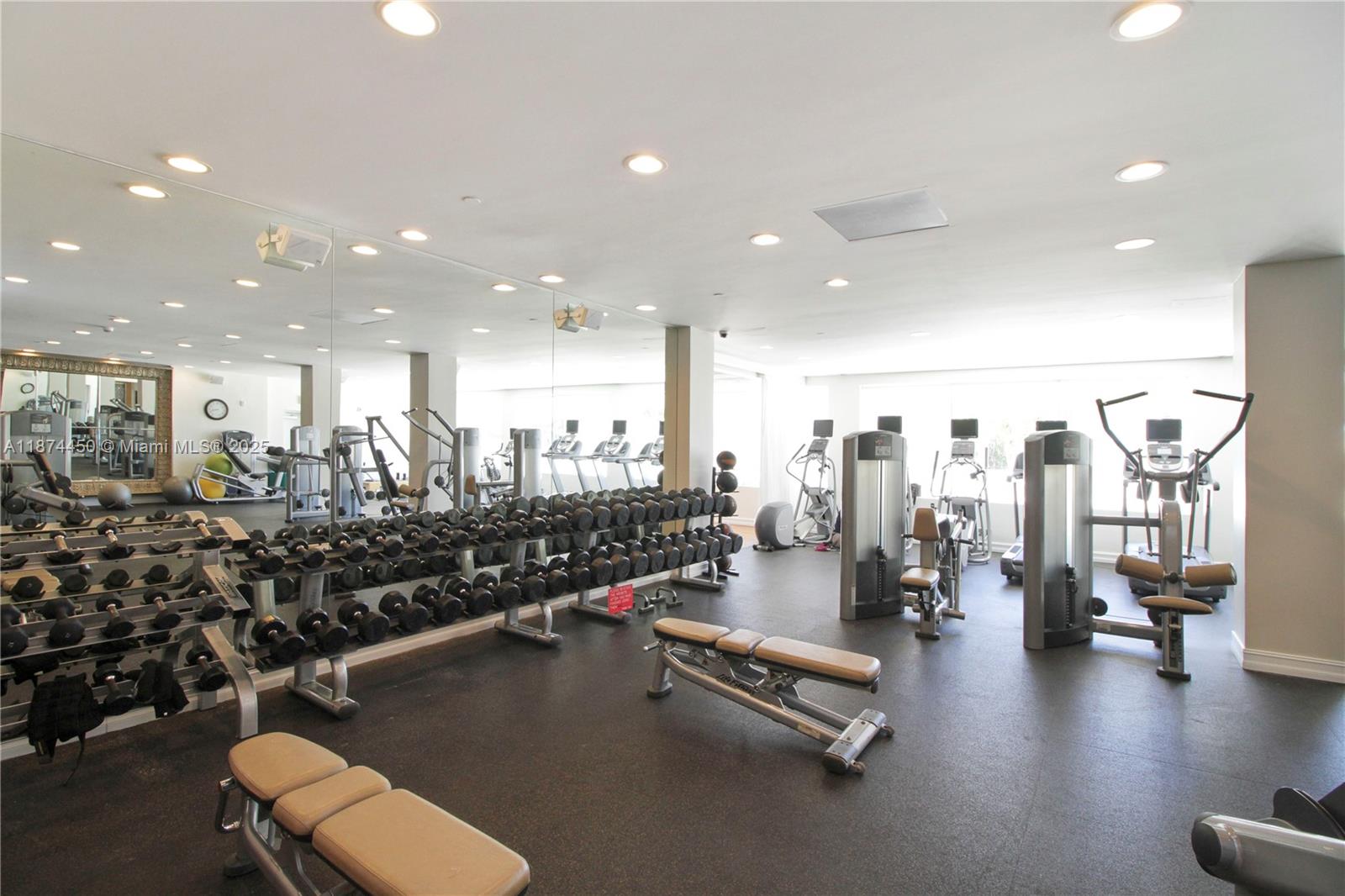 BRICKELL TOWNHOUSE CONDO - Residential Lease