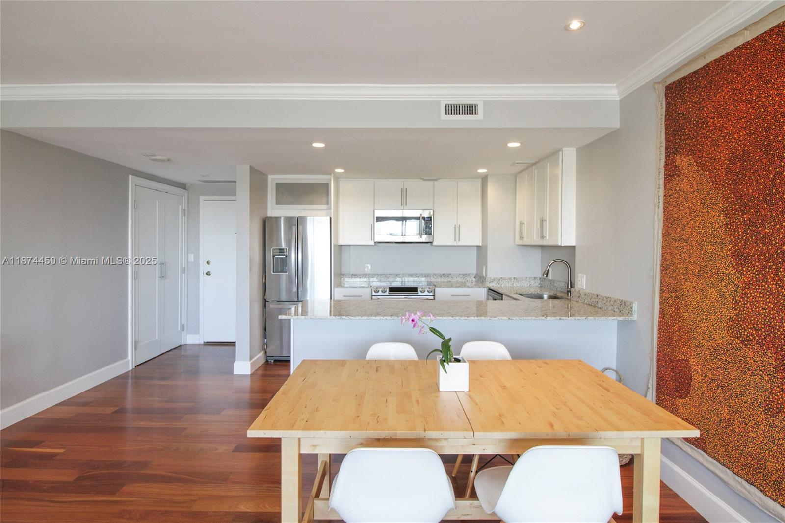 BRICKELL TOWNHOUSE CONDO - Residential Lease