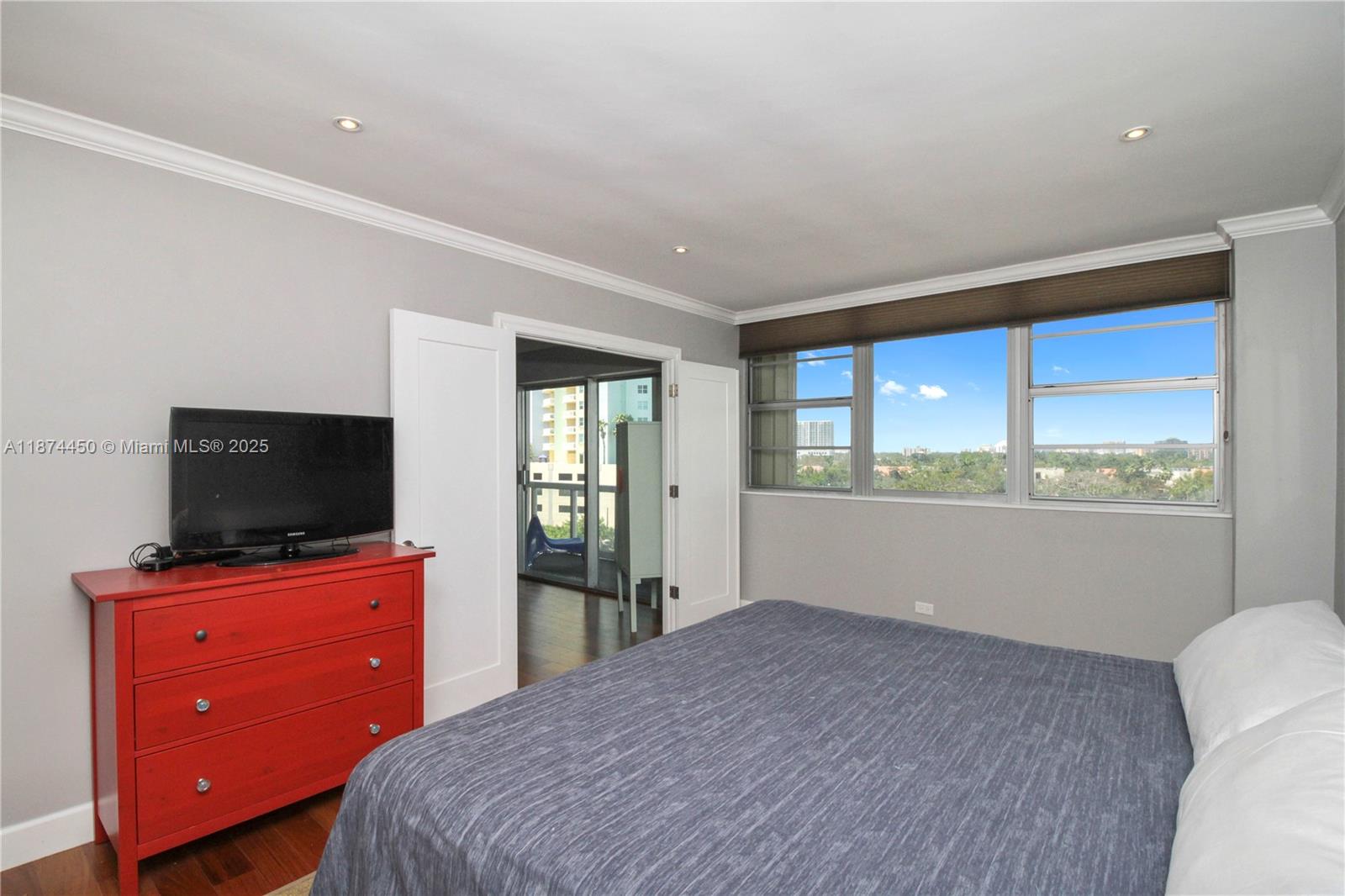 BRICKELL TOWNHOUSE CONDO - Residential Lease