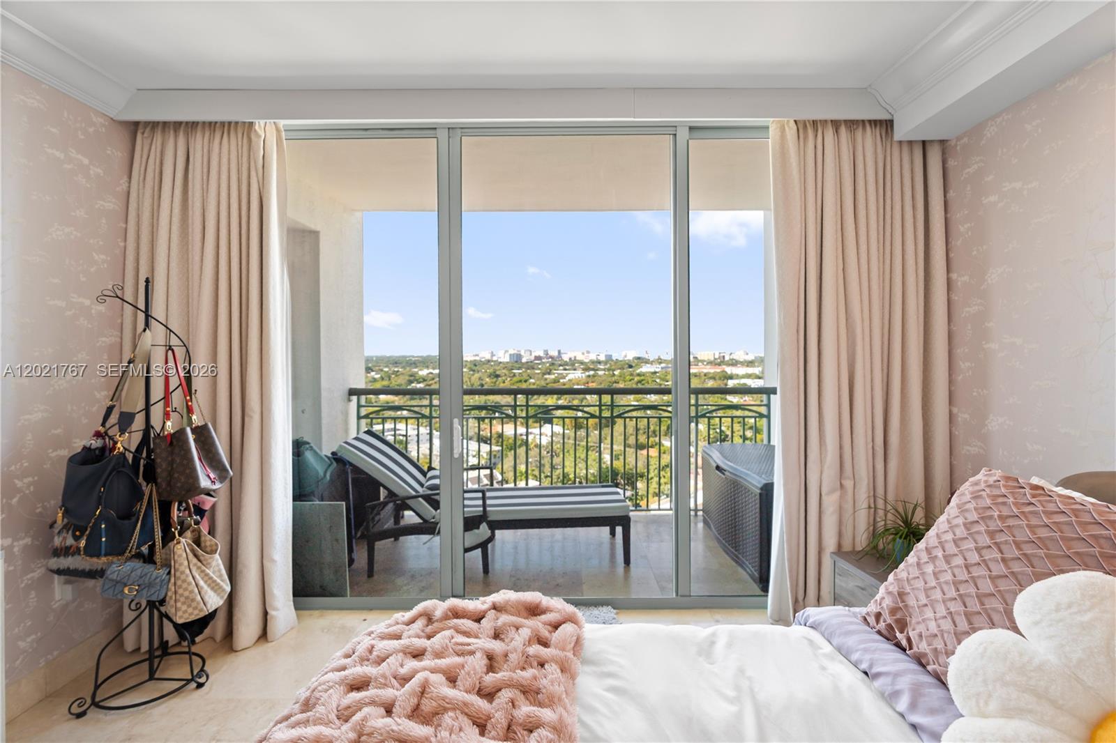 Ritz Carlton - Residential