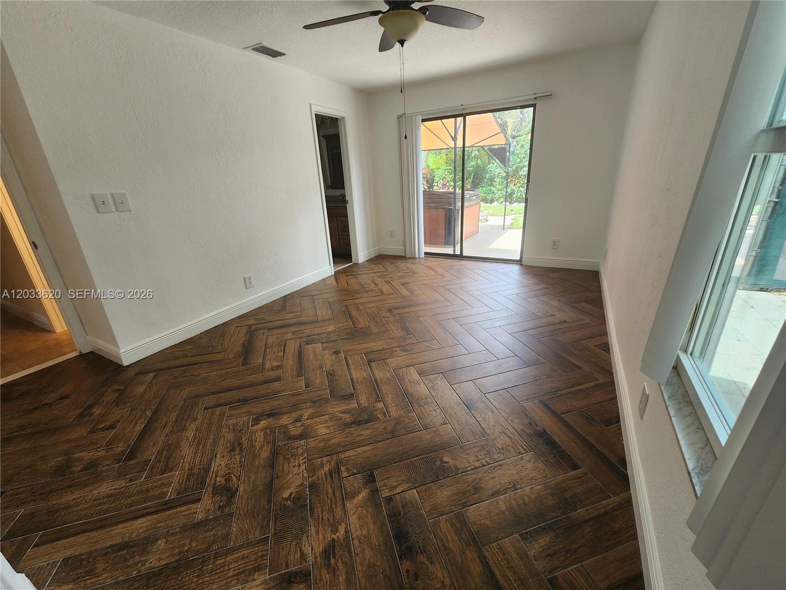 SUMMER LAKE - Residential Lease
