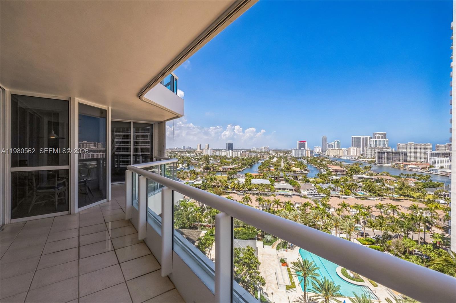 NORTH TOWER AT THE POINT - Residential