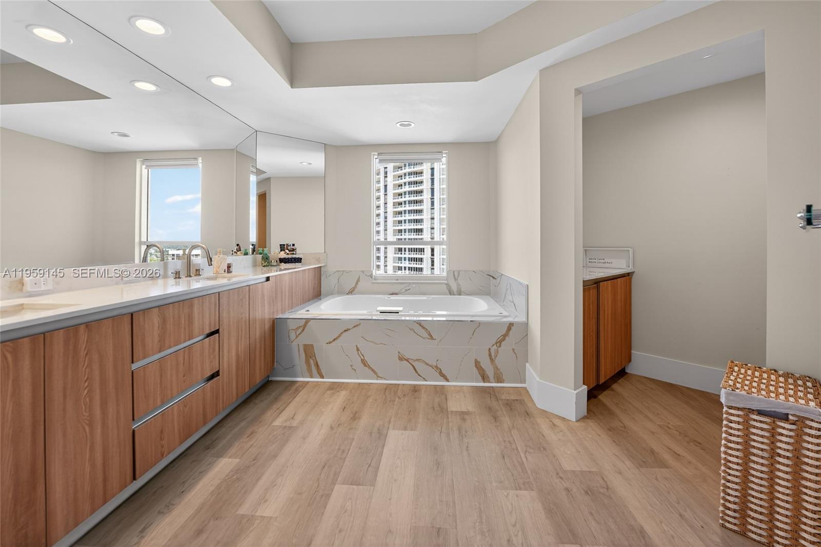 ATLANTIC III AT THE POINT - Residential