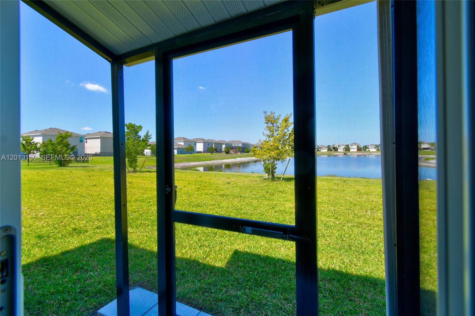 Savannah Lakes - Residential