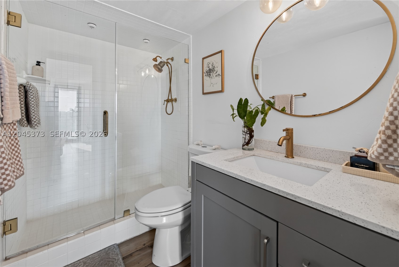 GUILDFORD CONDO - Residential