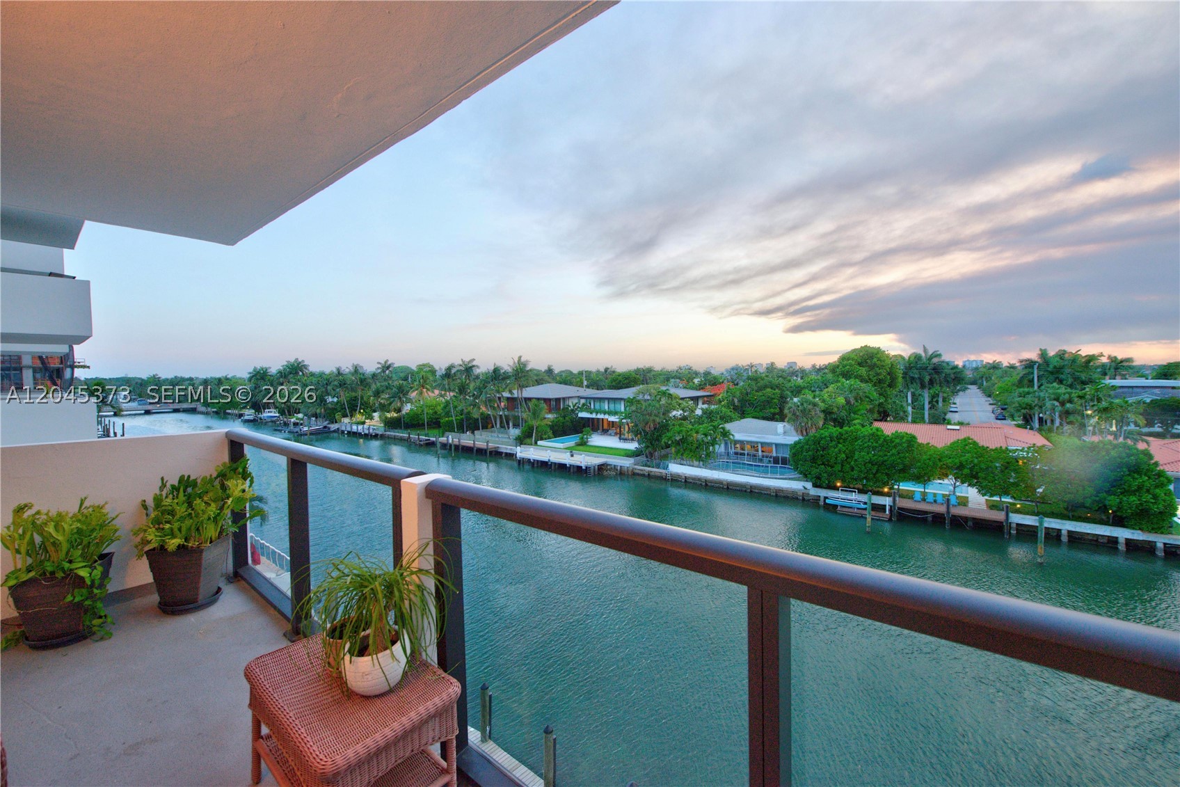 GUILDFORD CONDO - Residential