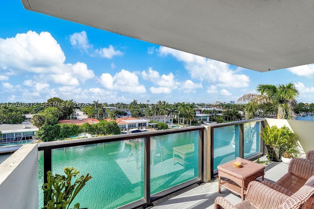 GUILDFORD CONDO - Residential