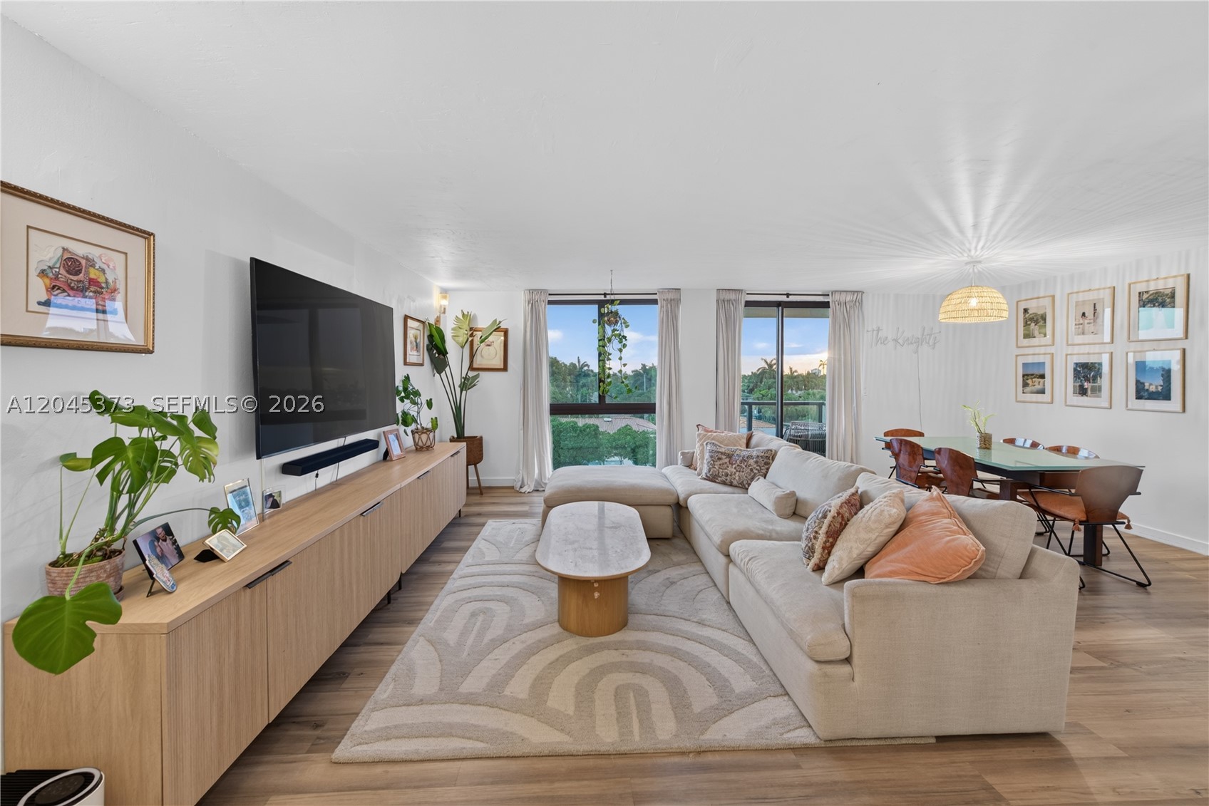 GUILDFORD CONDO - Residential