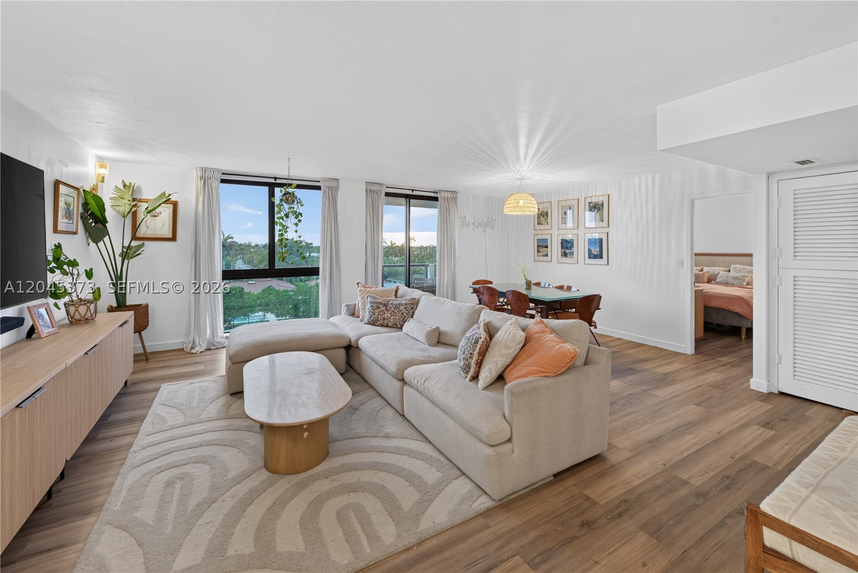 GUILDFORD CONDO - Residential