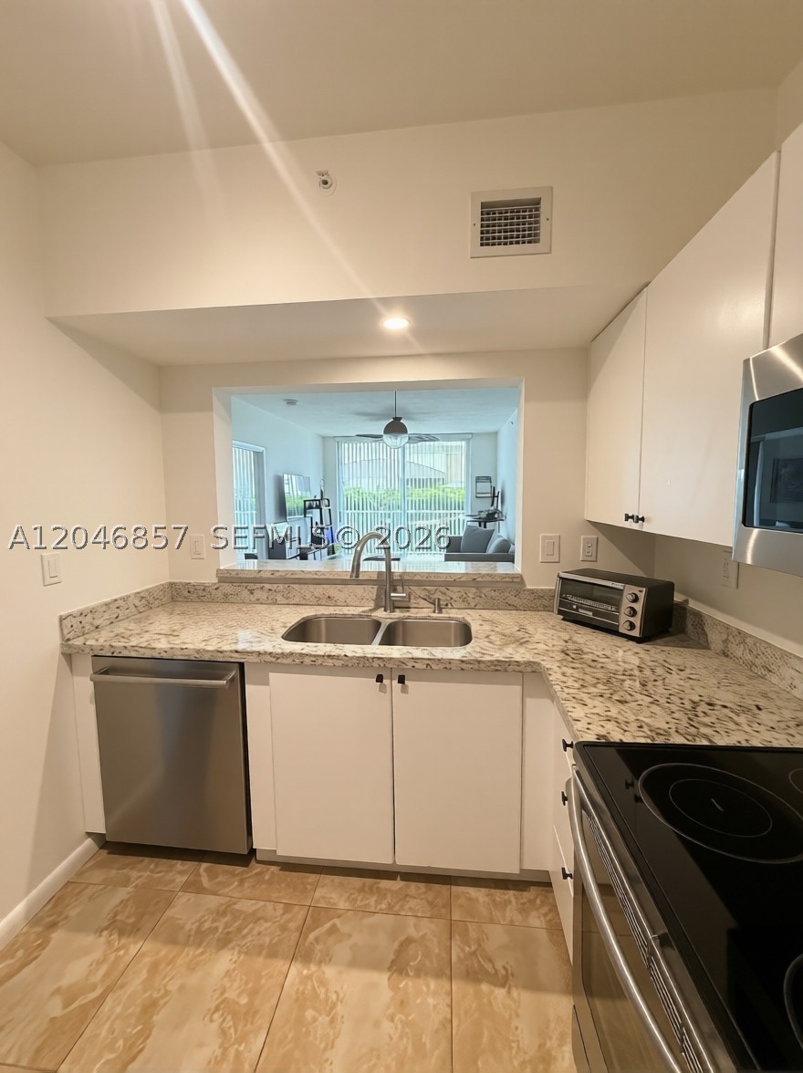 TIDES AT BRIDGESIDE SQUAR - Residential Lease