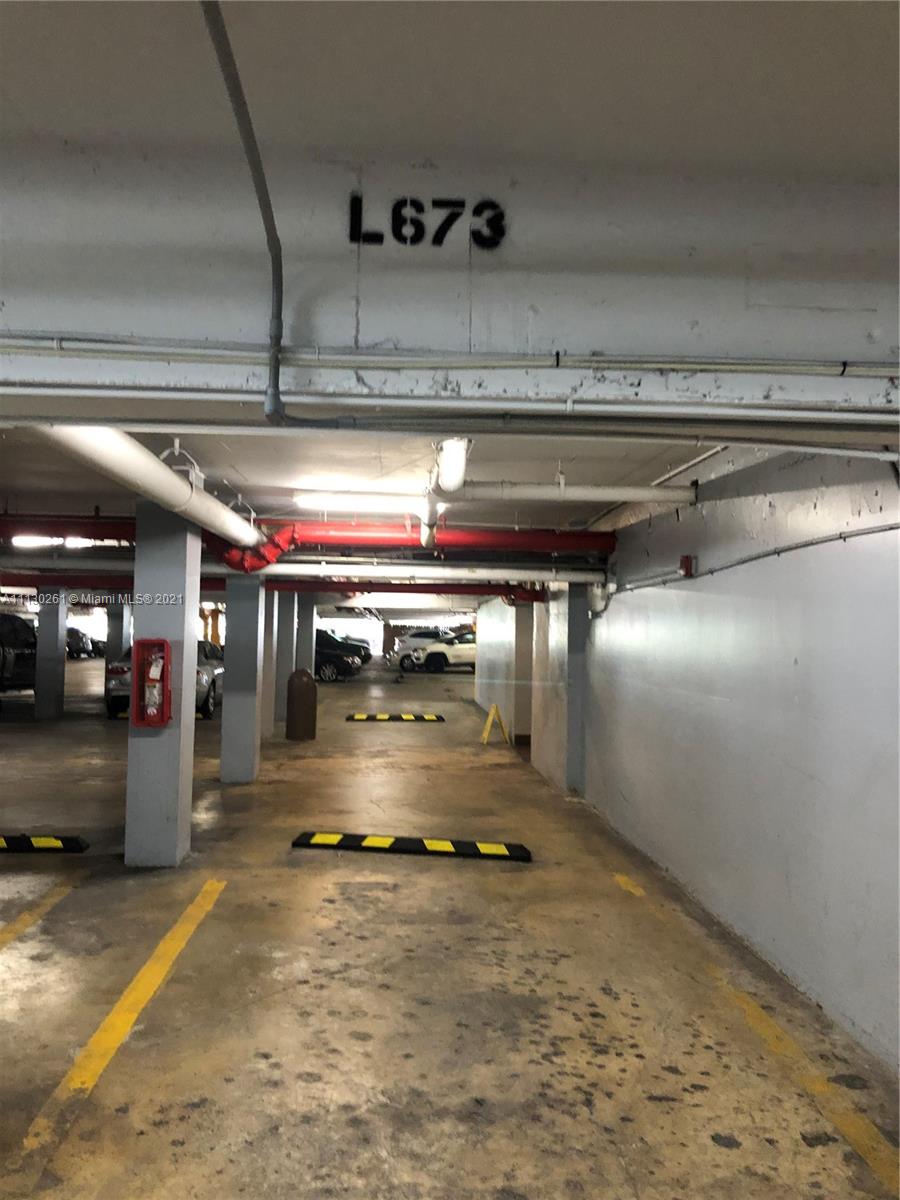 CHARTER CLUB CONDO - Residential