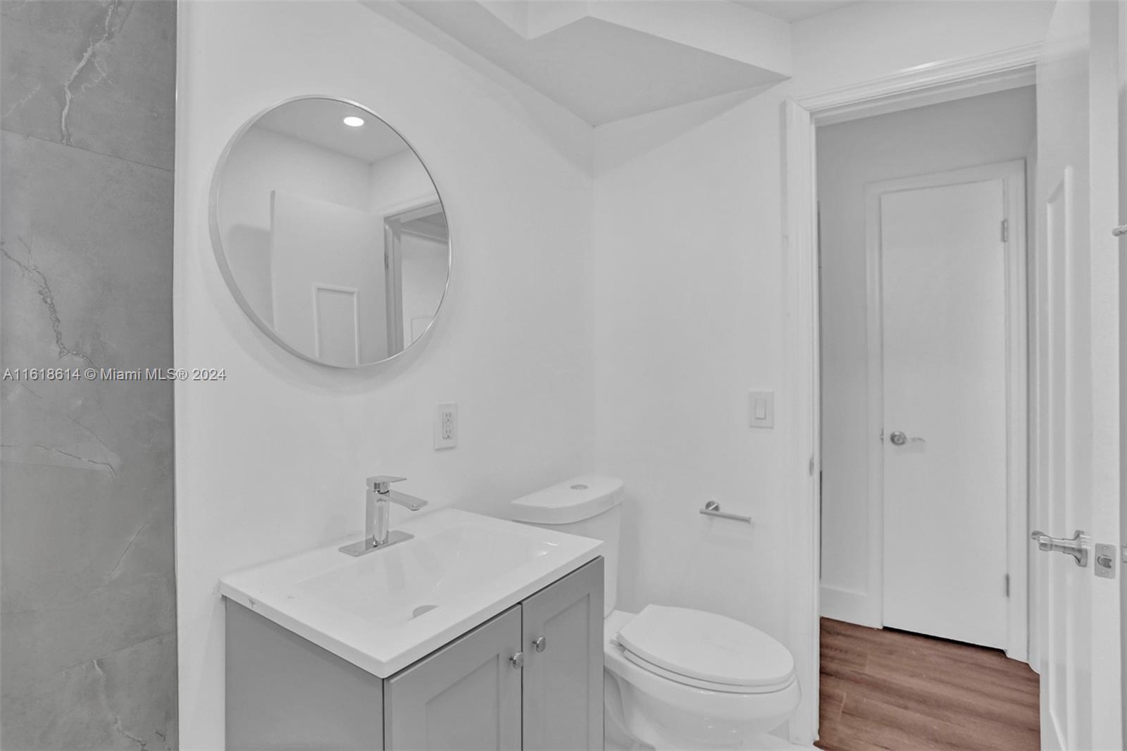 BORDE DEL AGUA - Residential Lease