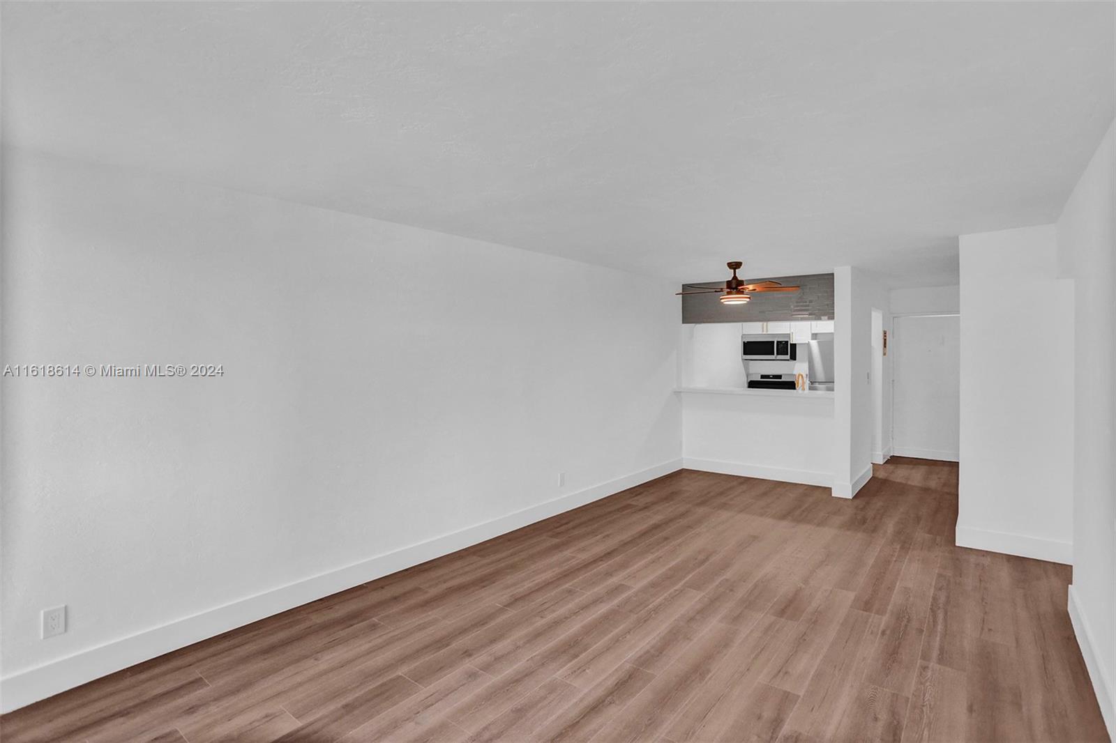 BORDE DEL AGUA - Residential Lease