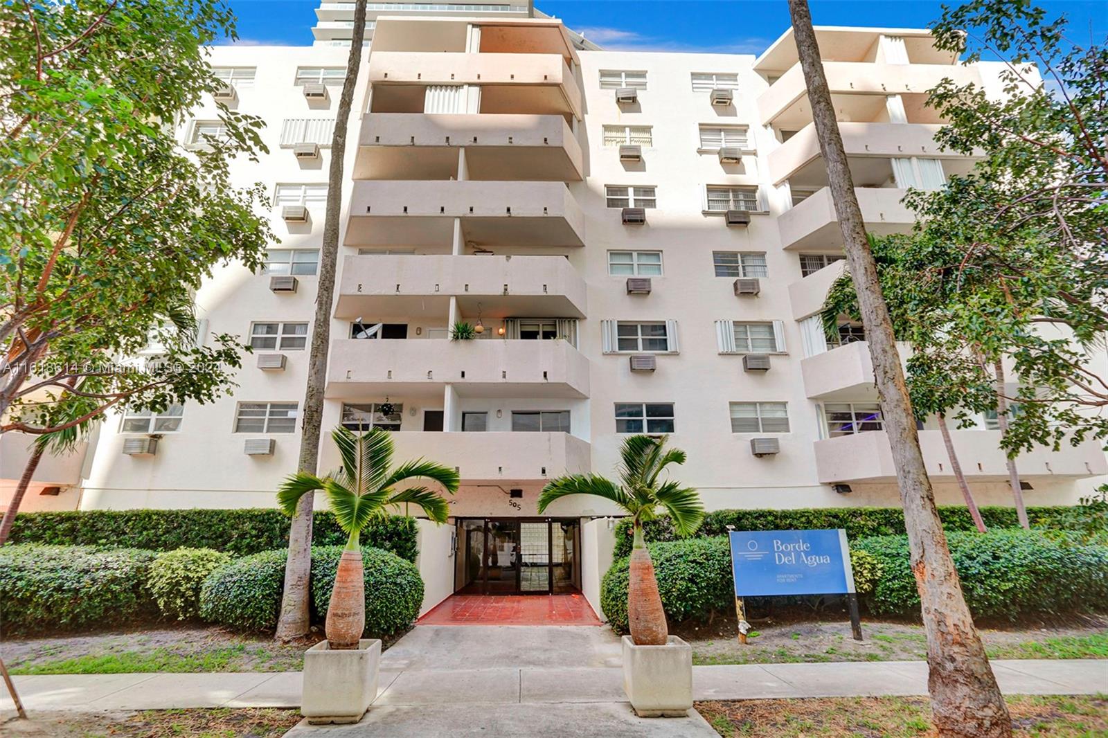 BORDE DEL AGUA - Residential Lease