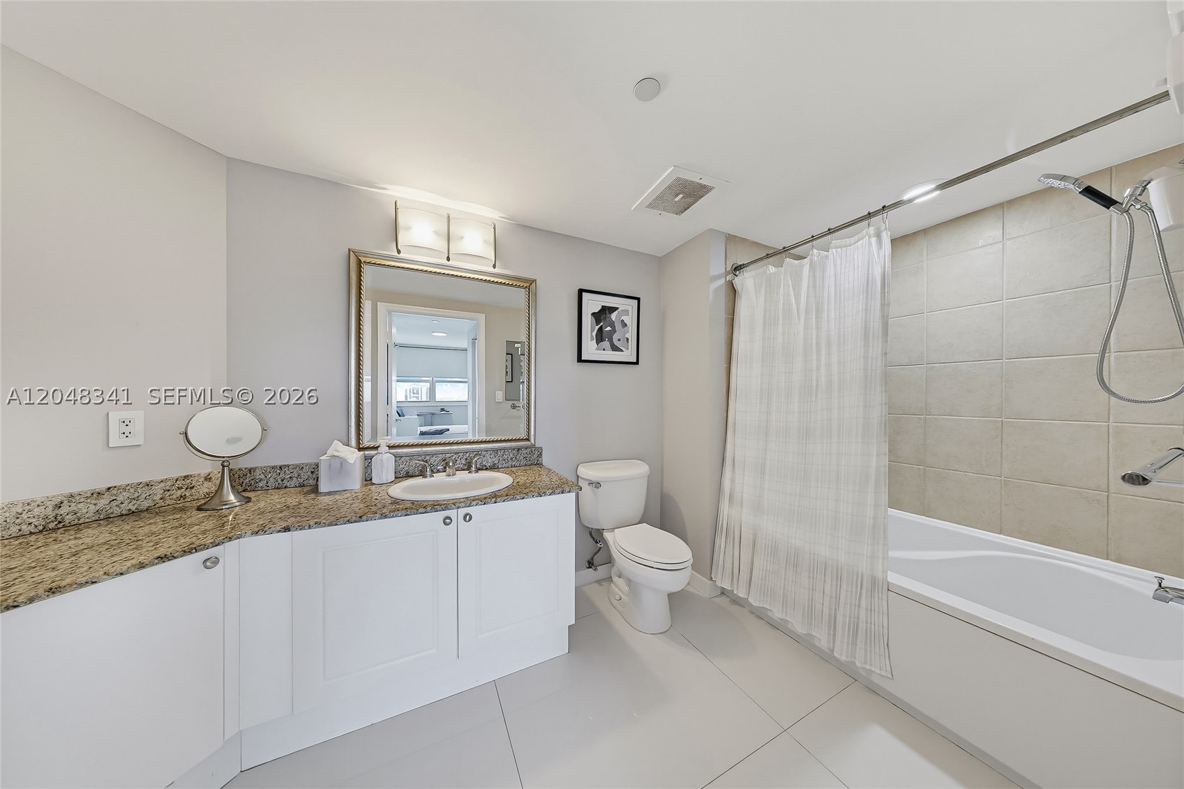 TURNBERRY ON THE GREEN CO - Residential