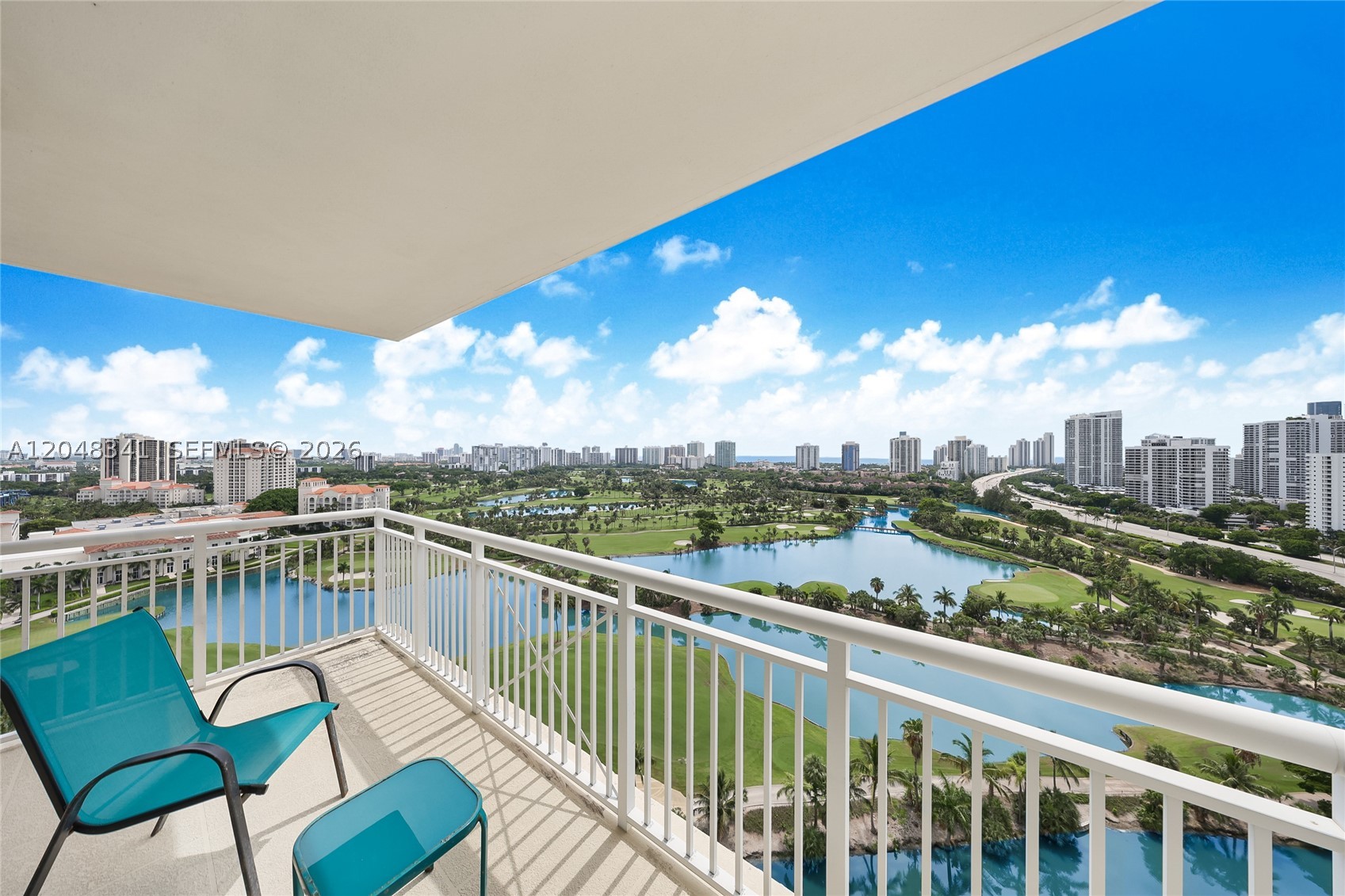 TURNBERRY ON THE GREEN CO - Residential