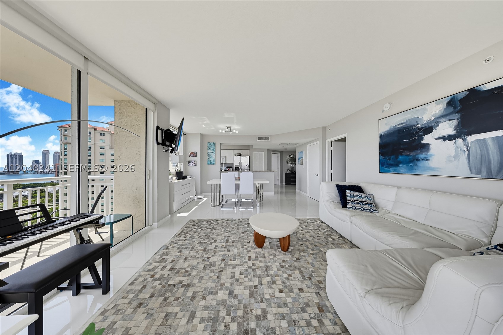 TURNBERRY ON THE GREEN CO - Residential