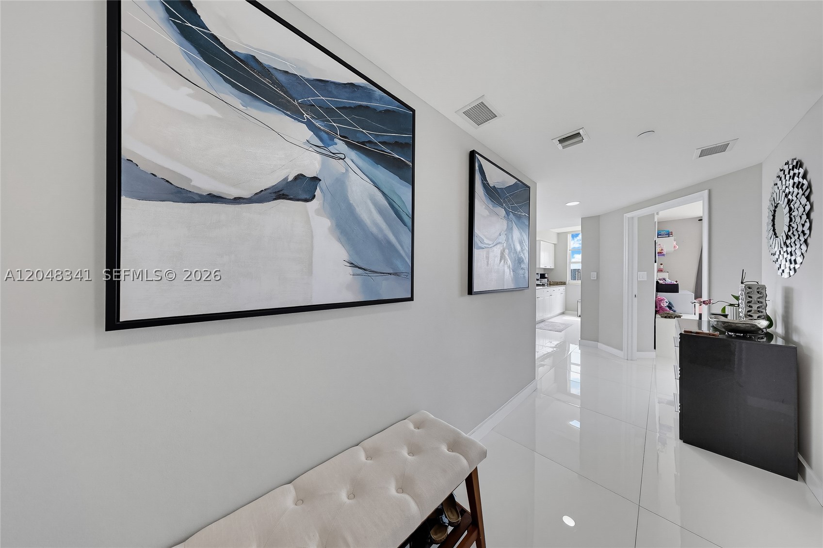 TURNBERRY ON THE GREEN CO - Residential