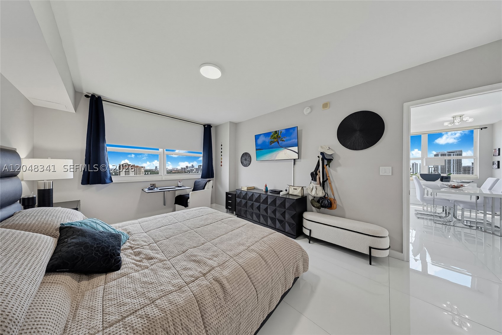 TURNBERRY ON THE GREEN CO - Residential