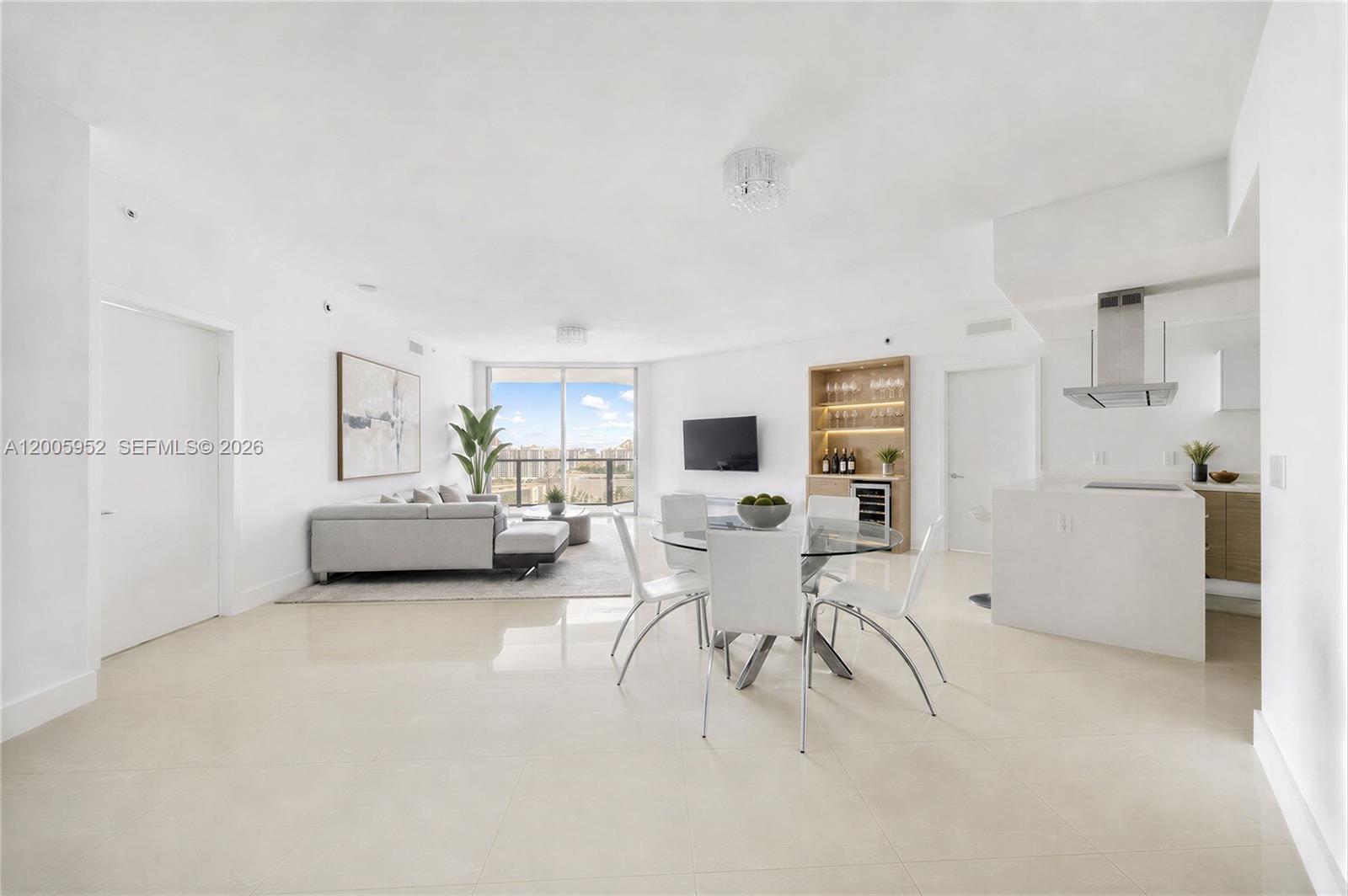 MARINA PALMS RESIDENCES N - Residential