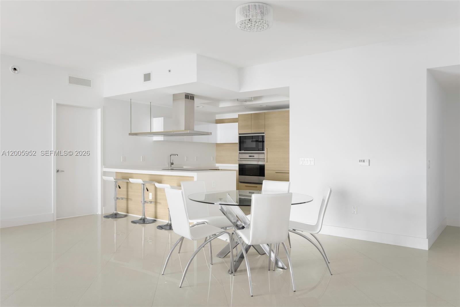 MARINA PALMS RESIDENCES N - Residential