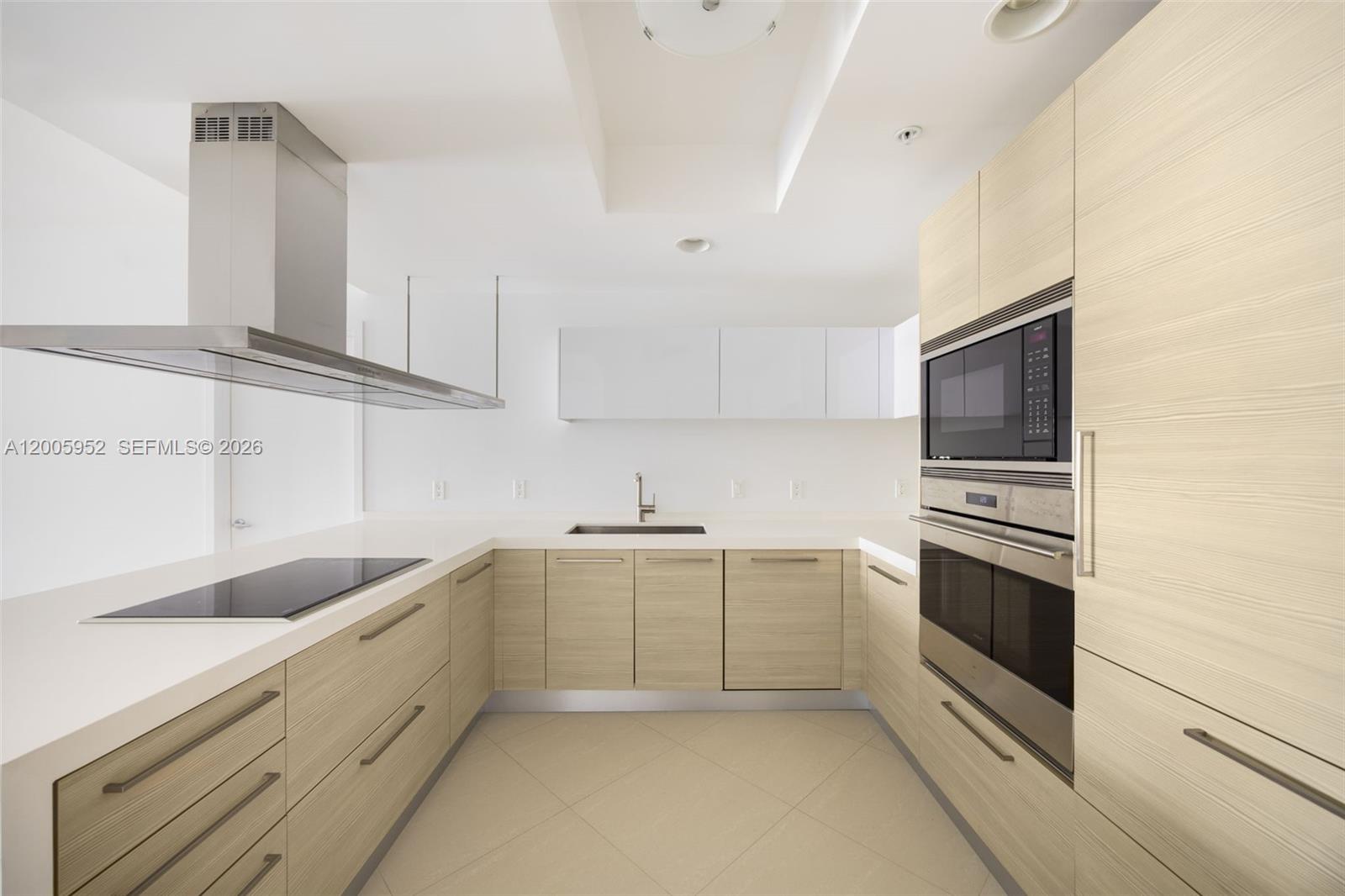 MARINA PALMS RESIDENCES N - Residential