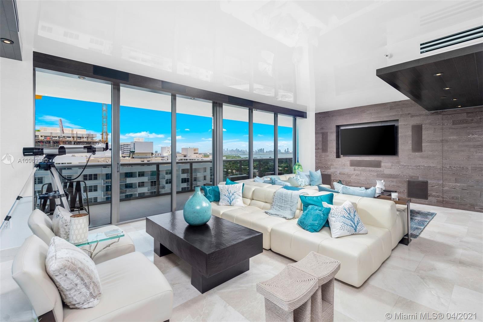 MEI CONDO - Residential