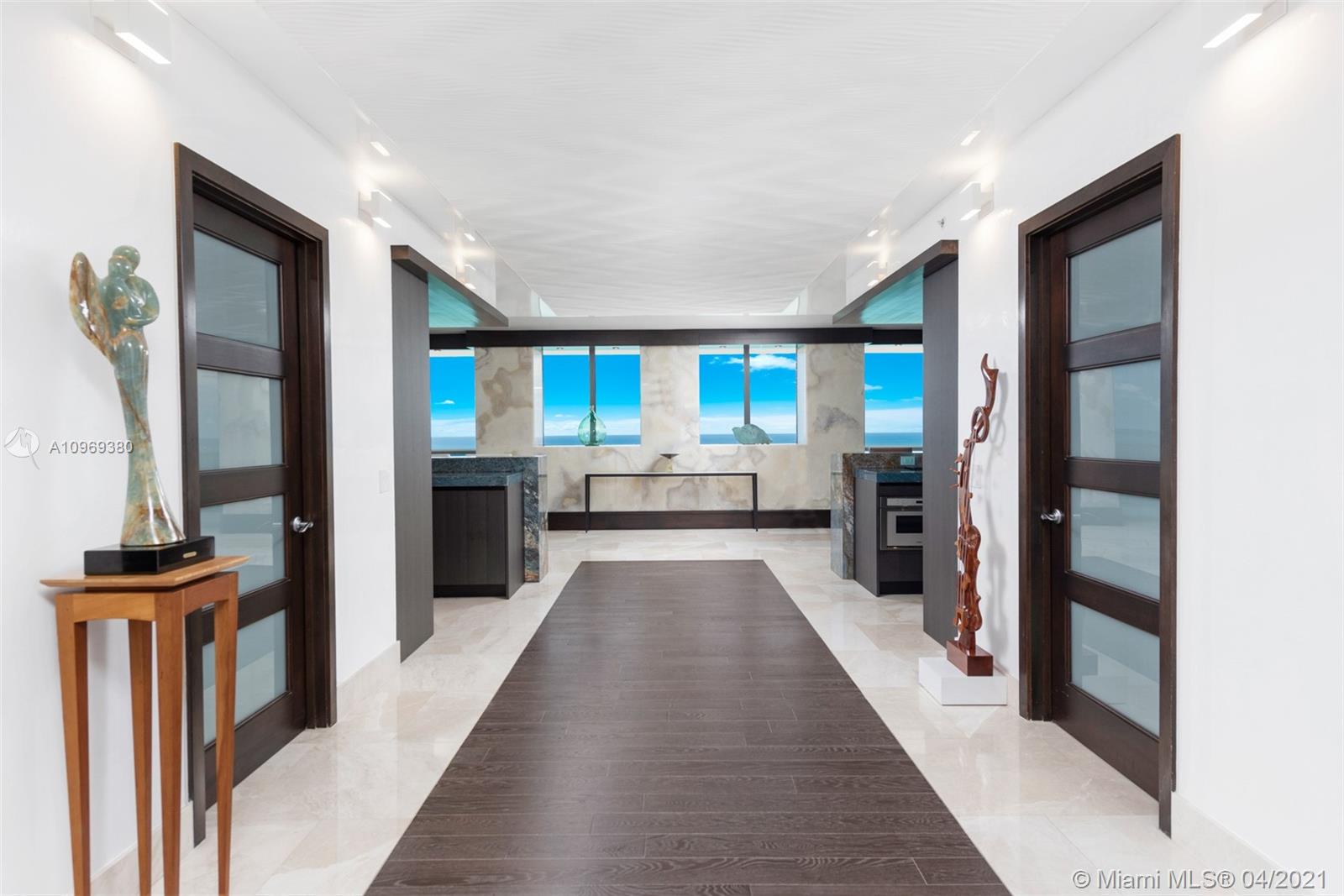MEI CONDO - Residential