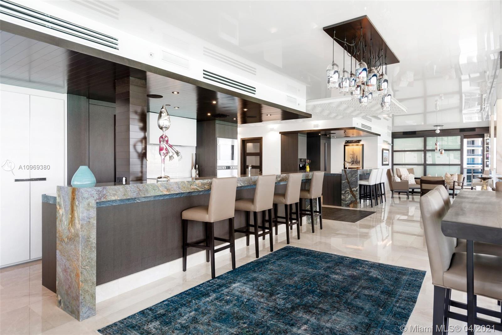 MEI CONDO - Residential