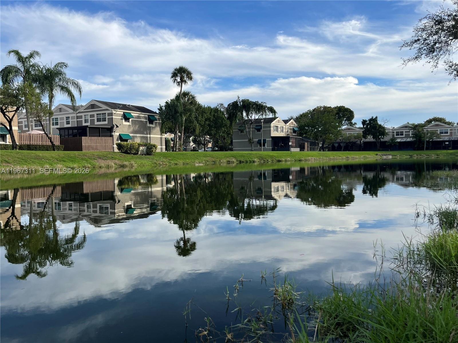FLAMINGO GARDENS PHASE FO - Residential Lease