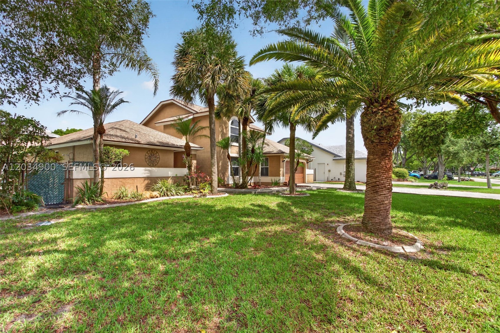 WINSTON PARK - Residential