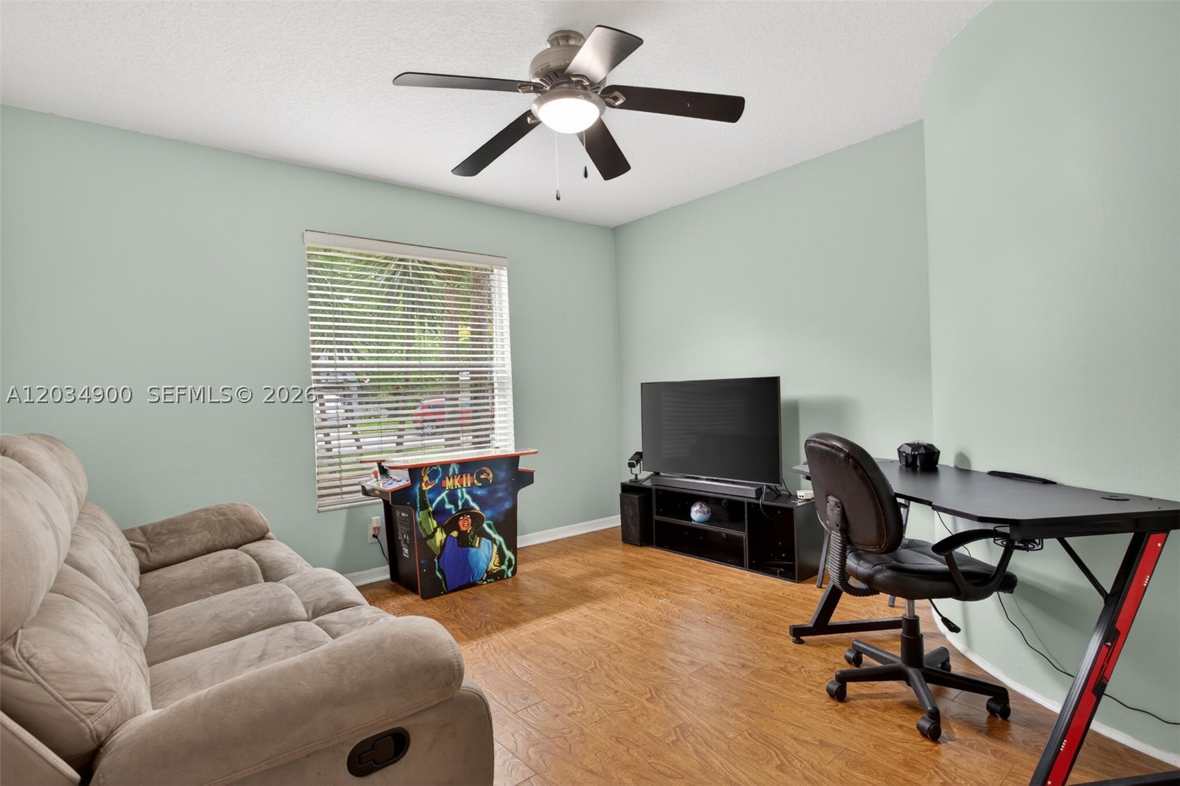 WINSTON PARK - Residential